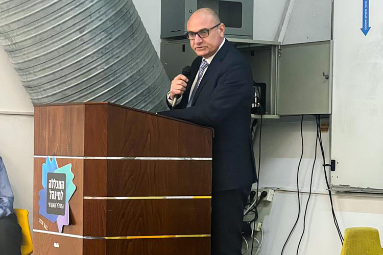זוארץ: "מצהיר על כוונתי להקפיא את הענישה הקולקטיבית"